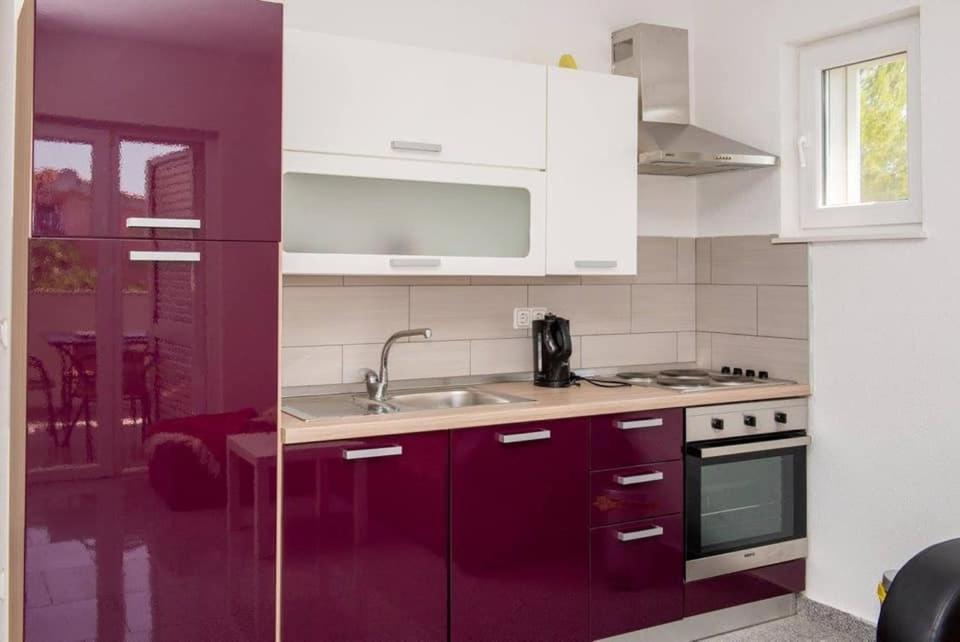 Apartment Vodice - Lovric Eksteriør bilde